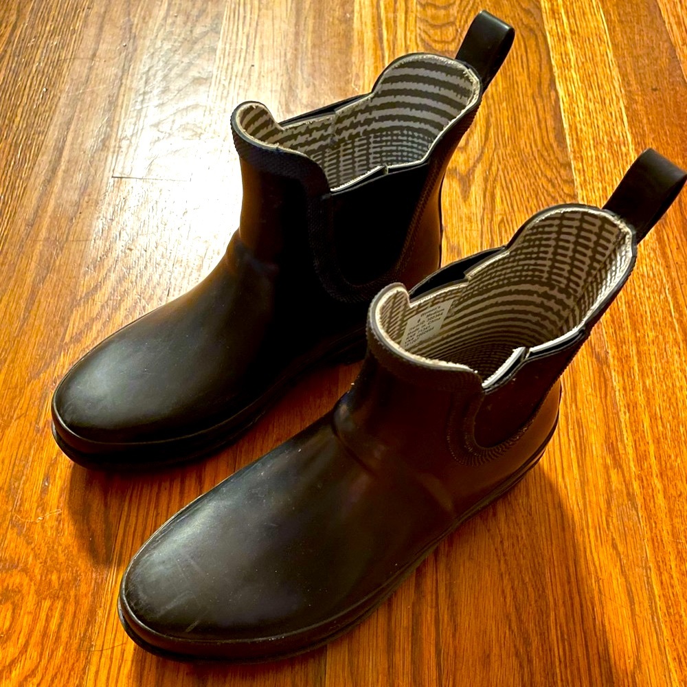 LL Bean Wellie Rain Boots - Black, Womens Size 6
